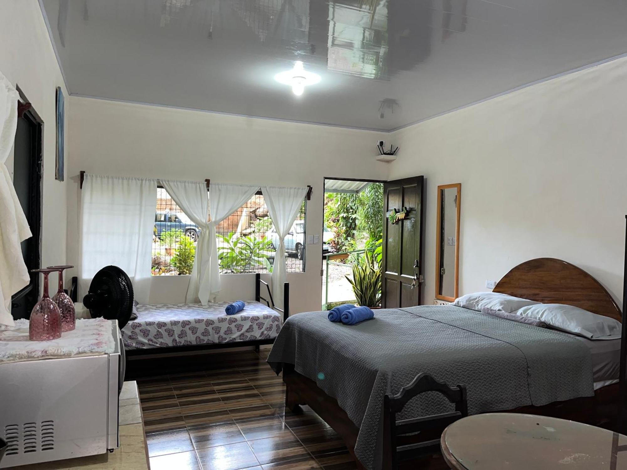 Casa Escondida Apartments Manuel Antonio Bagian luar foto