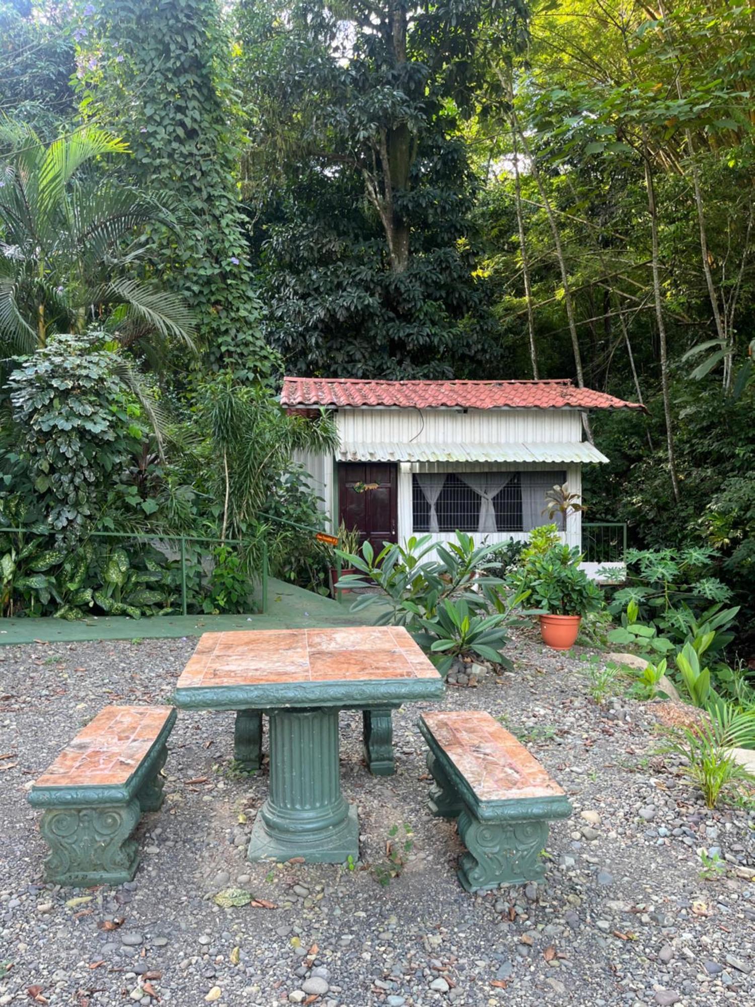 Casa Escondida Apartments Manuel Antonio Bagian luar foto